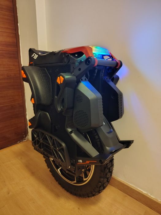 Monociclu electric Kingsong F18  5000w