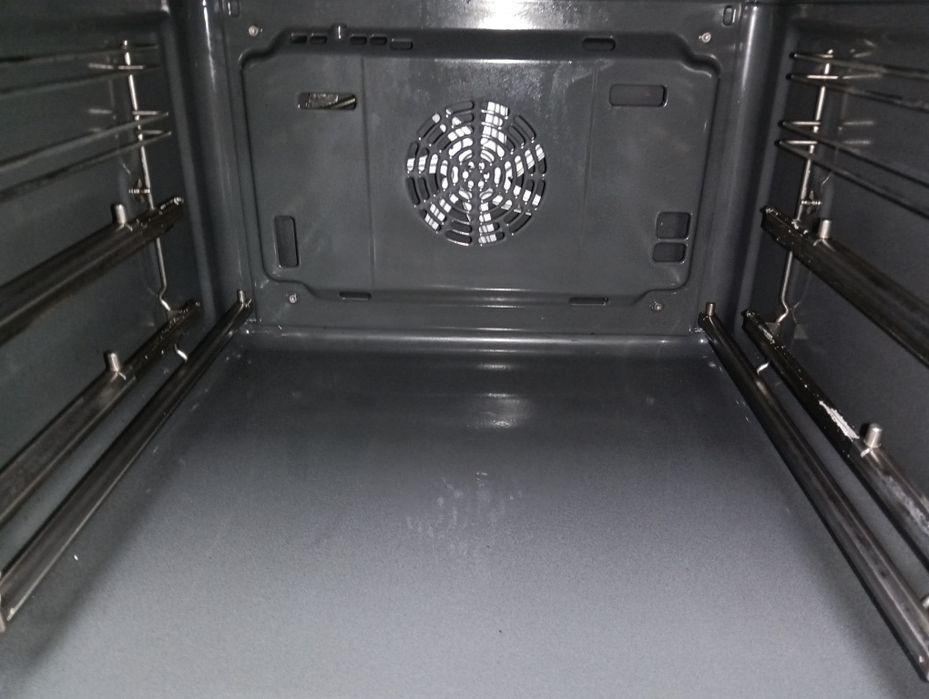 Иноксова печка за вграждане Бош Bosch с две години гаранция!