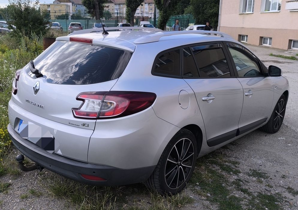 RENAULT Megane