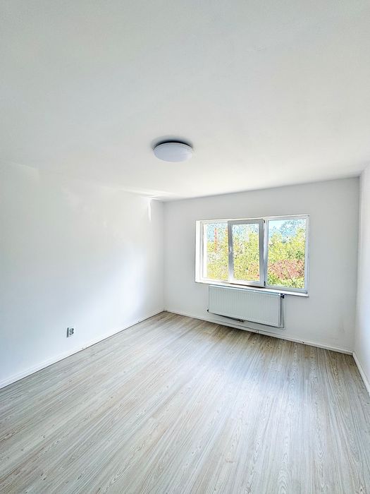 Vând apartament  2 camere
