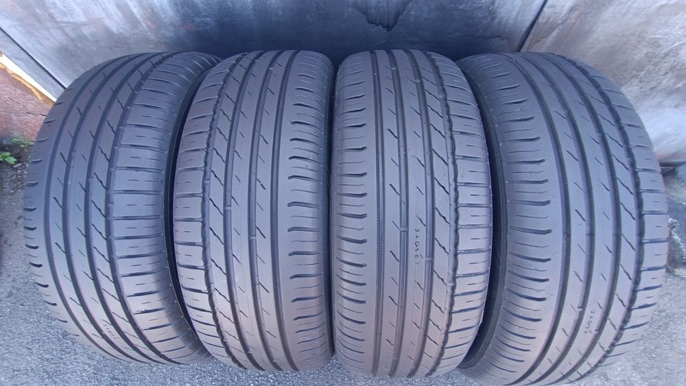 205/60/16 Nokian