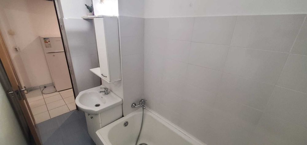 Apartament 2 camere la parter in Zona Dacia