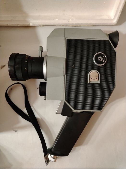 Кинокамера советская