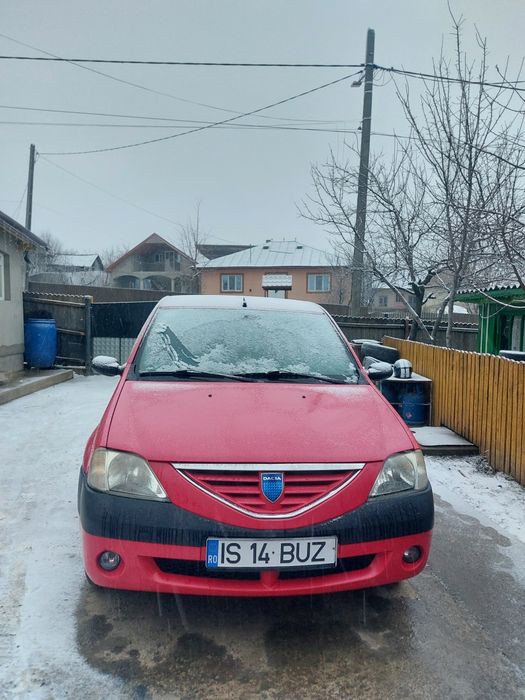 Vând Dacia Logan!
