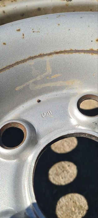 Железни Джанти 16 за VW T5 T6 с капаци