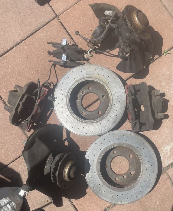 Продавам части за бмв е46 купе 328си