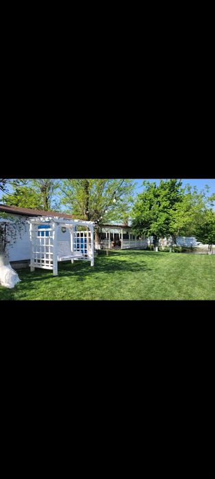 Locație Grădină – Petreceri Aniversări Foișor Gratar Piscina Iaz