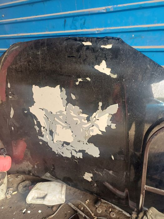 Капот от камри 20