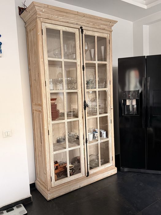 Mobila de bucatarie din lemn masiv (frasin)