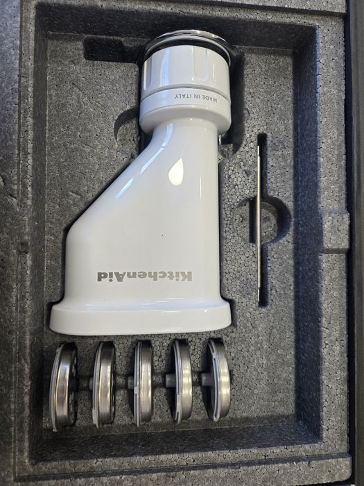 Atasament presa paste KitchenAid nou
Cod: 5KSMPEXTA