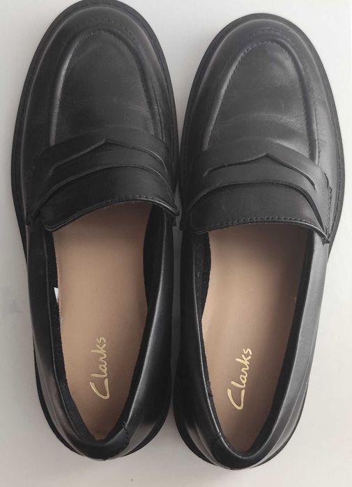 Обувки мокасини и на ток