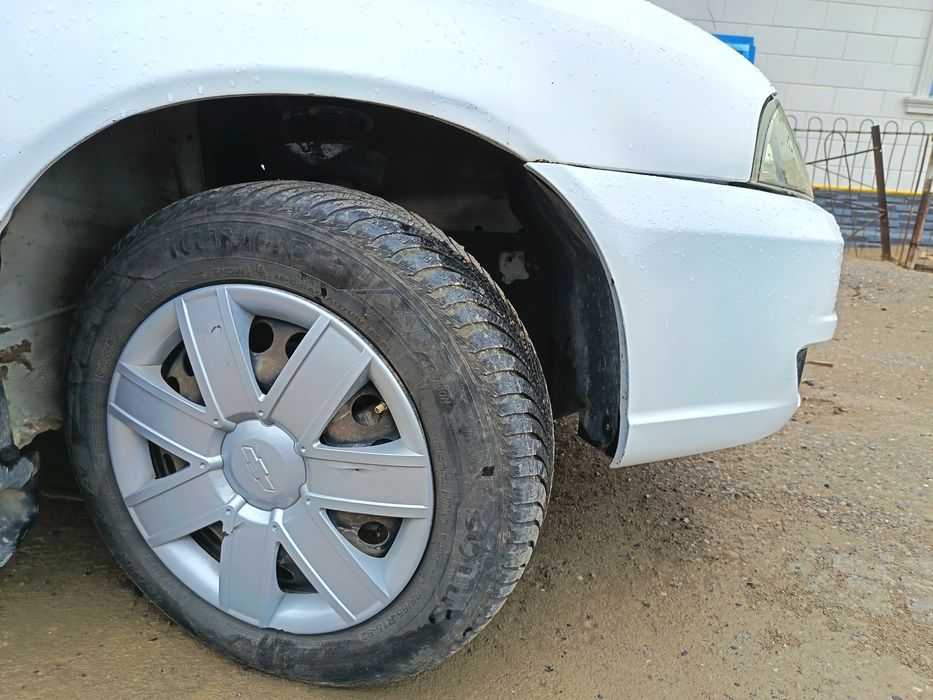 Шина в комплекте