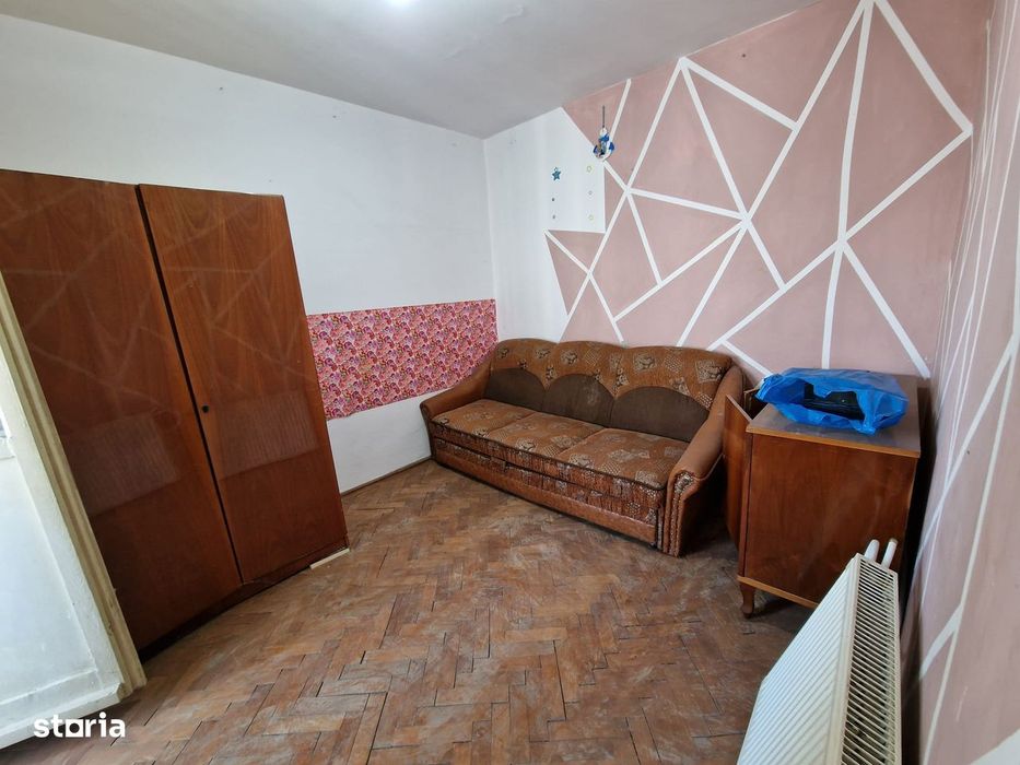 Apartament 2 camere etaj 3 zona Tic-Tac