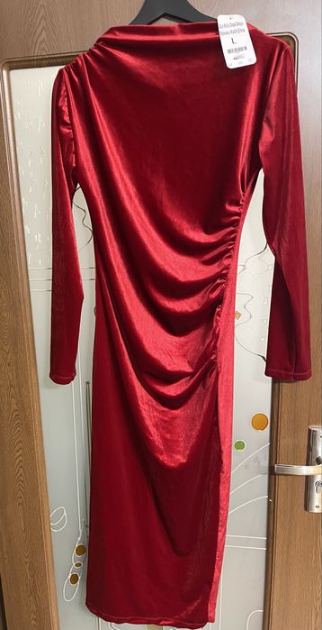 Rochie rosie catifea marime L