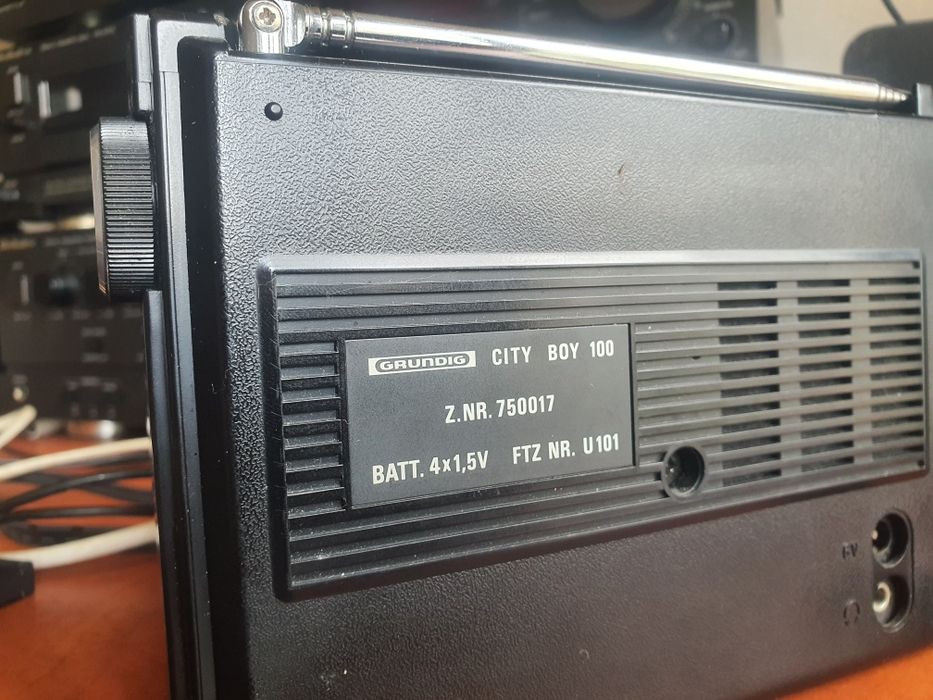 De vânzare radio grundig City boy 100
