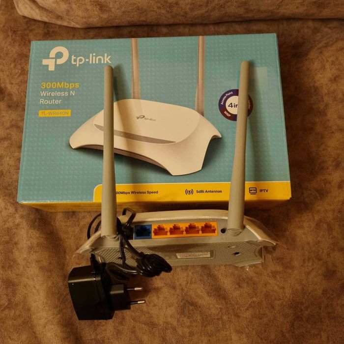 НОВ Рутер TP-Link WR840N, 300 Mbps