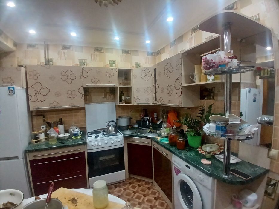 Кухонный гарнитура