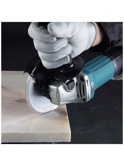 Угловая шлифмашина Makita GA5030R