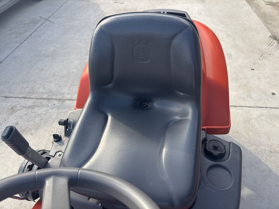 Хускварна 4х4 16 HP Briggs