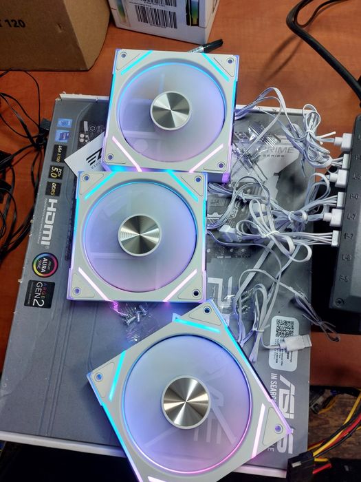 Set ventilatoare carcasa pc argb 3x pack albe,S normale,noi 120mm