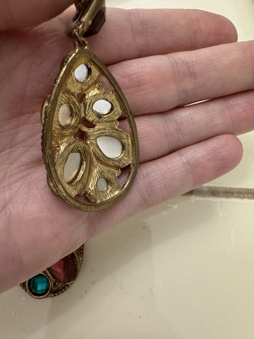 Продам серьги бижутерия