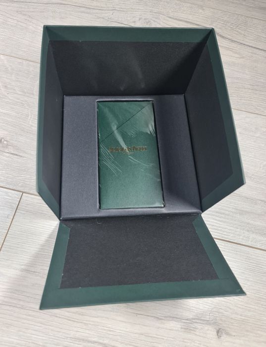 Oferta-Cutie-Ceas-Audemars-Piguet-Le-Brassus-Lemn-Calitate-Premium-Manuale+Card-Poze-Reale-Noua