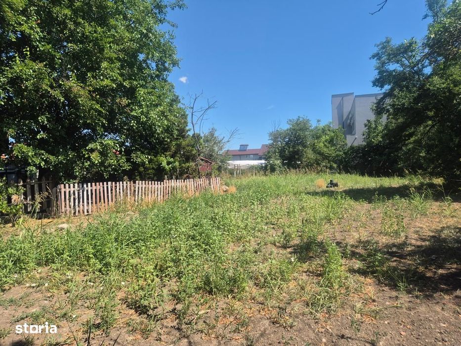 Teren Intravilan 1400 mp - 23 August Centru