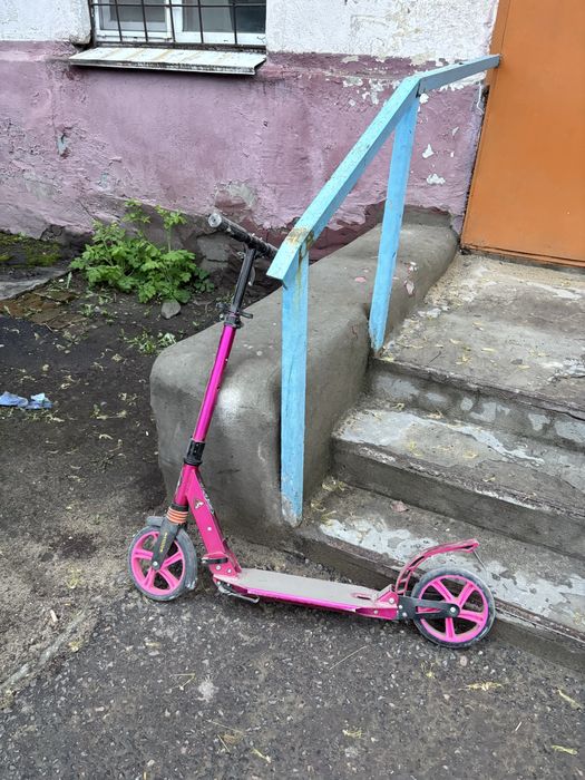 Самокат в нормальном состояние