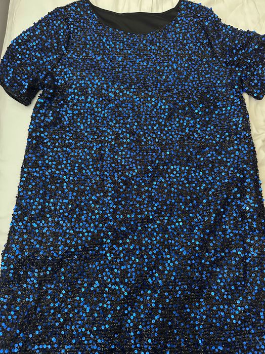 Универсални дамски рокли с пайети