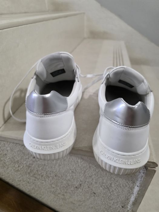 Оригинални кецове естествена кожа