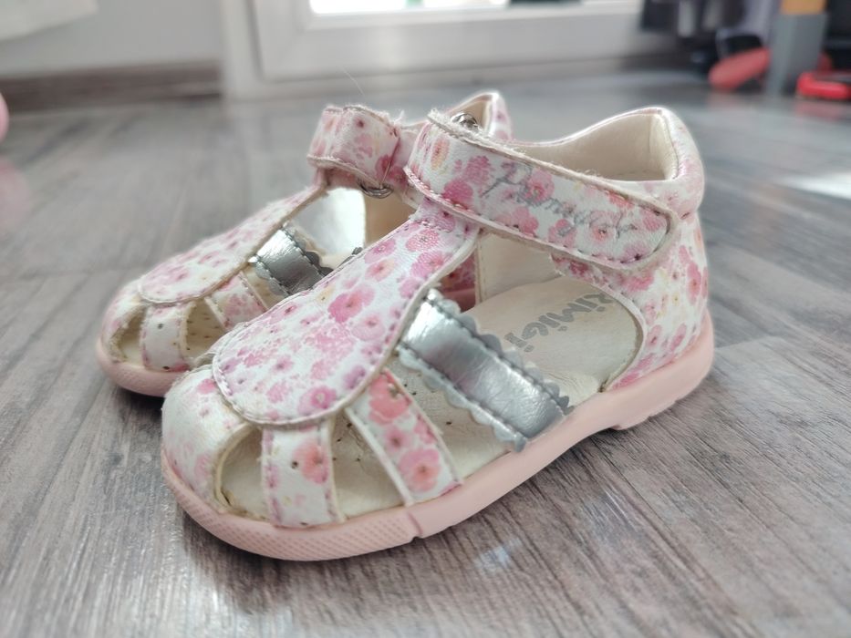 Сандали Primigi №18 

*Дължина на стелката: 10.7 см
*Стелка от естеств