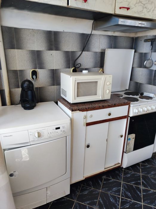 Дава се под наем Тристаен апартамент в с. Златуша, Област София-област - 100 кв.м за 600 € - Снимка #5