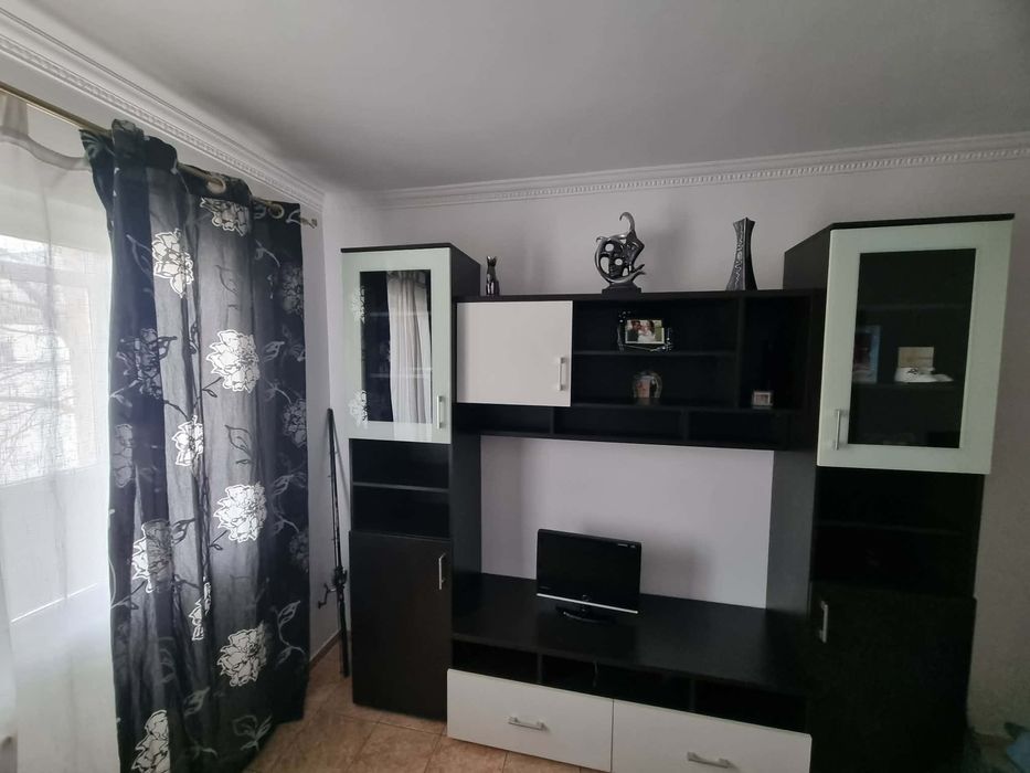 Apartament de vânzare cu 2 camere în Balș – complet mobilat, izolat, gata de mutare.