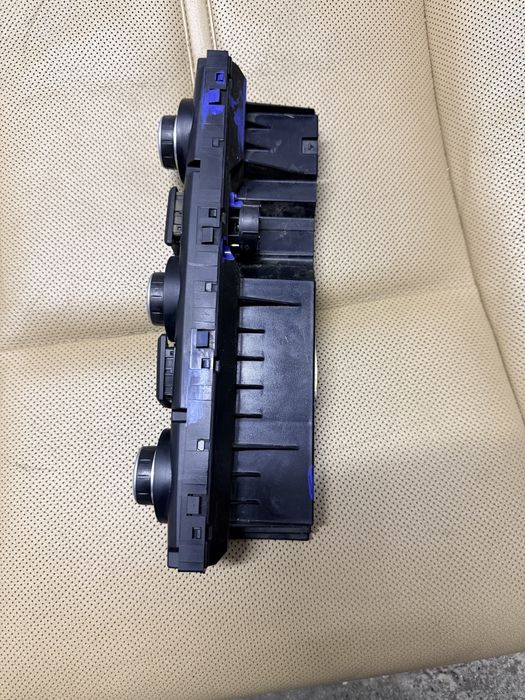 Panou climatronic bmw e60 e61