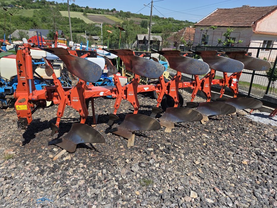 Plug Kuhn Master 120 5 Brazde 4+1