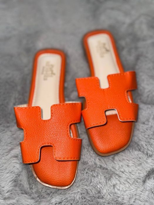 Ugg-uri si papuci dama