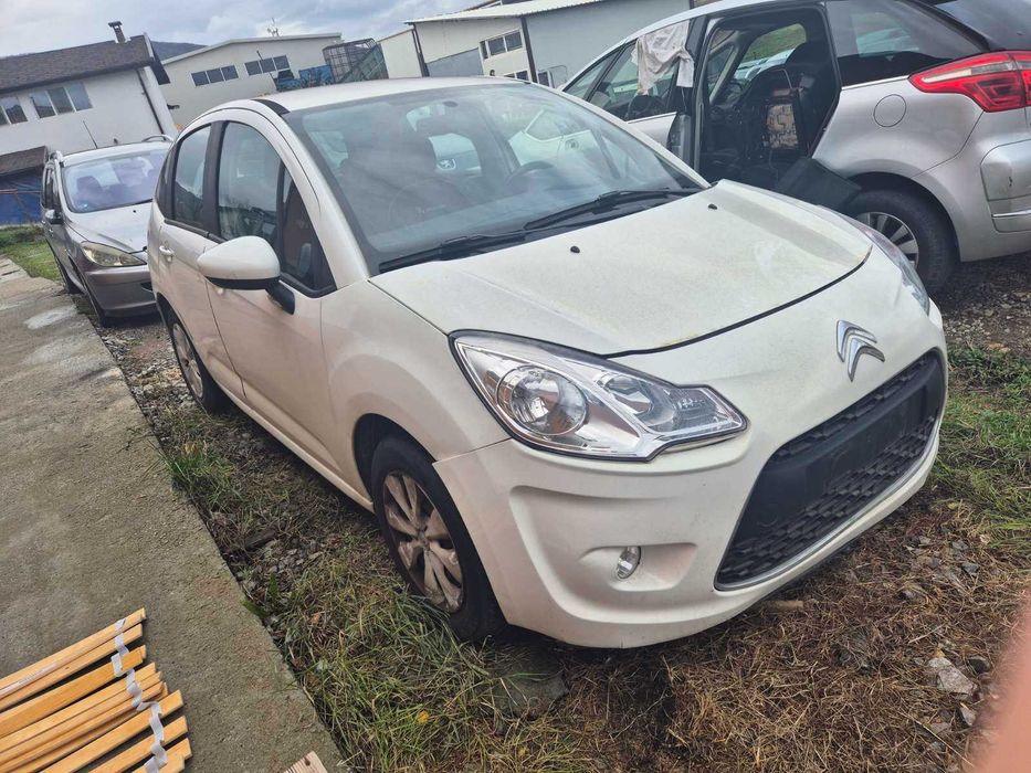 Citroen C3 1.2i 60кс на части