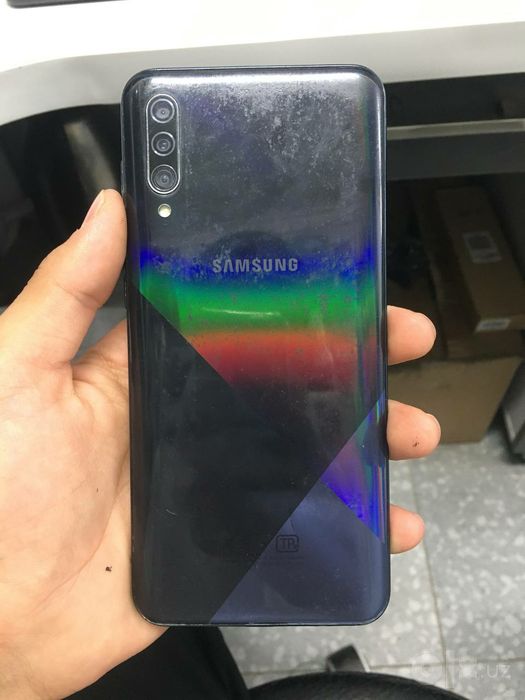 Samsung a30s sotladi