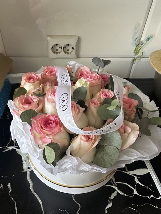 Продам свежие цветы  розы