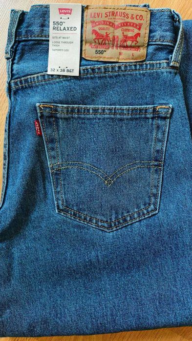 Новые мужские фирменные джинсы Levi's из Америки.