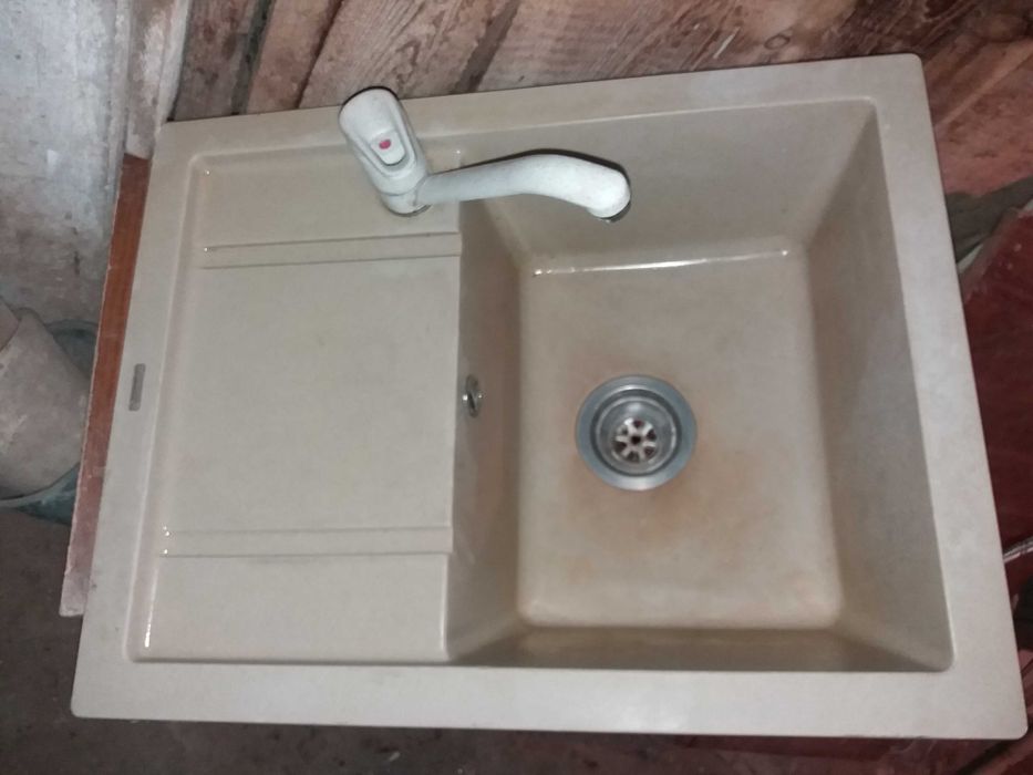Продам раковину . .
