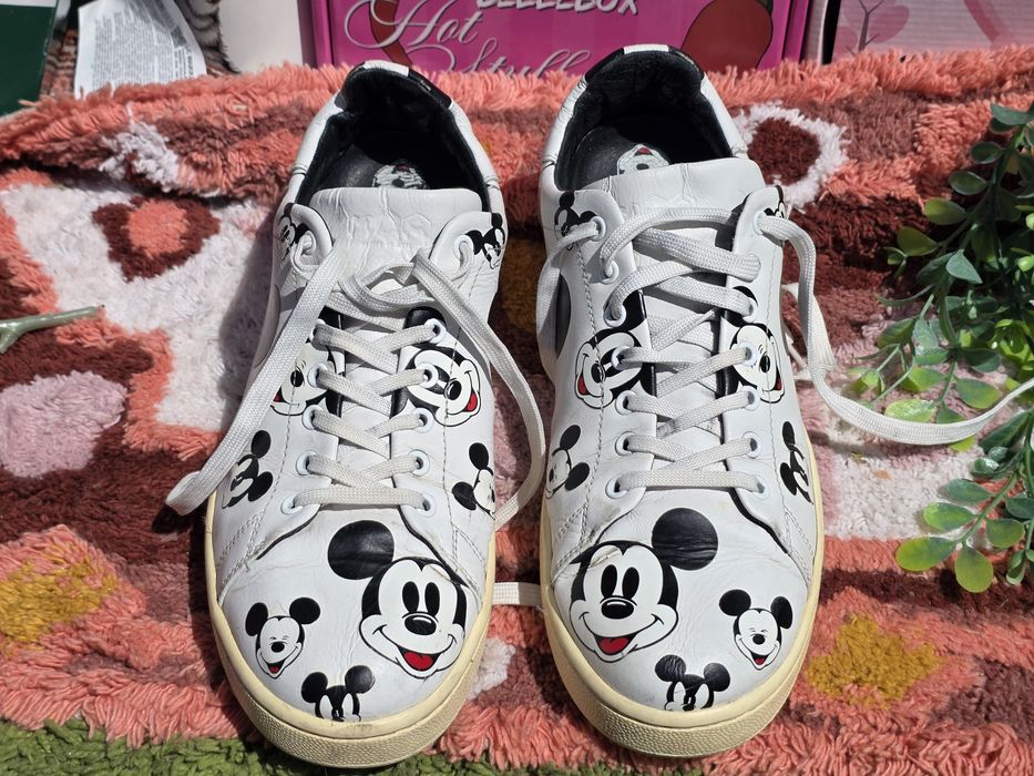 Moa x Disney кецове естествена кожа