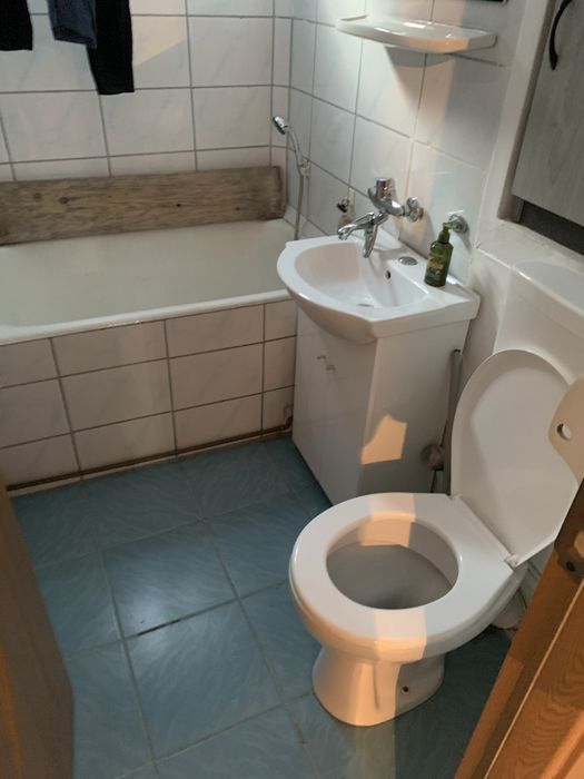 Inchiriez apartament 2 camere,zona Gemenii