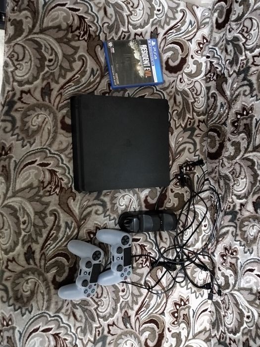 PlayStation 4 новая