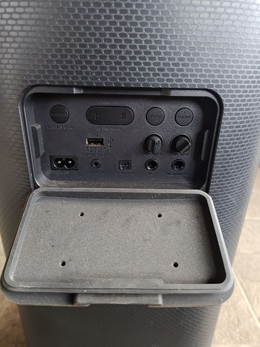 Преносима колонка Sony SRS XV-800