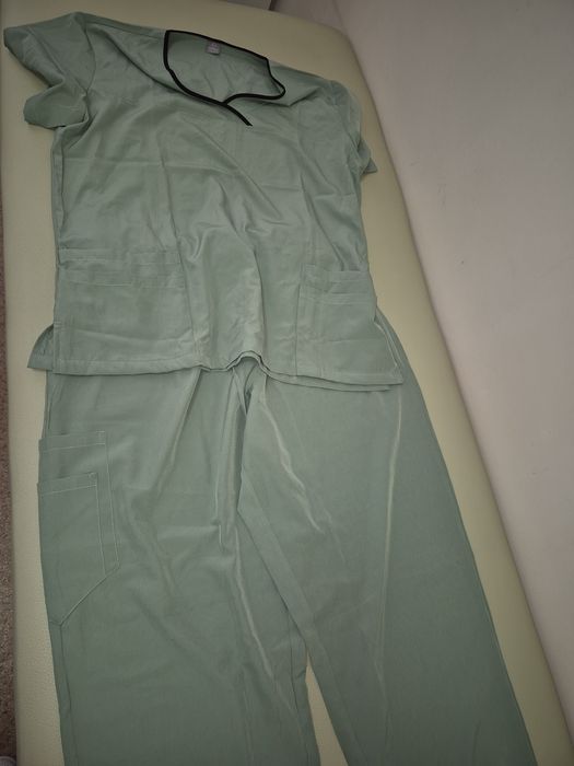 Медицинский костюмы