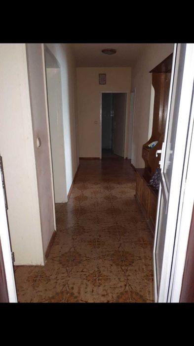 Продава се Тристаен апартамент в Плевен, Мара Денчева - 95 кв.м за 1232 €/кв.м - Снимка #11