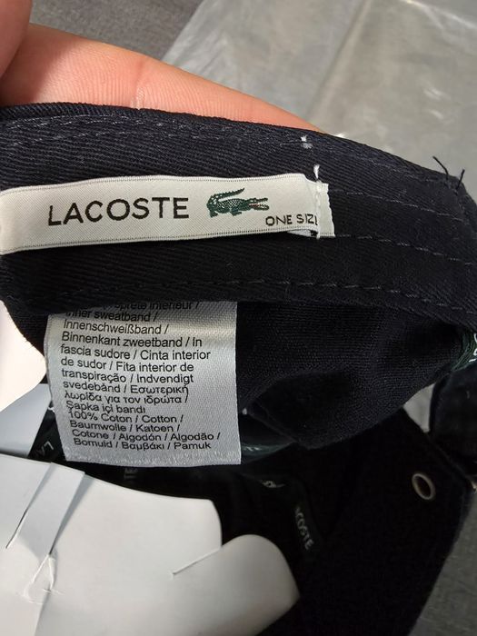 Sapca Lacoste  Noua