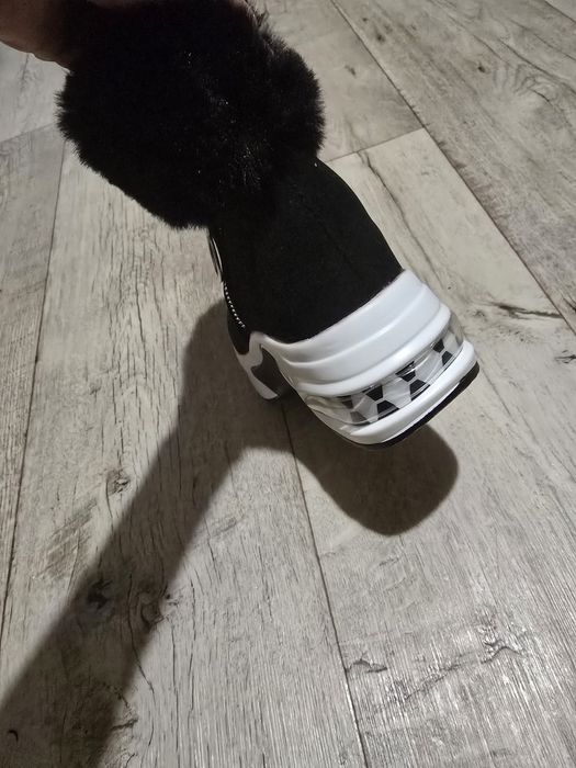 Продам сапожки 35/36р