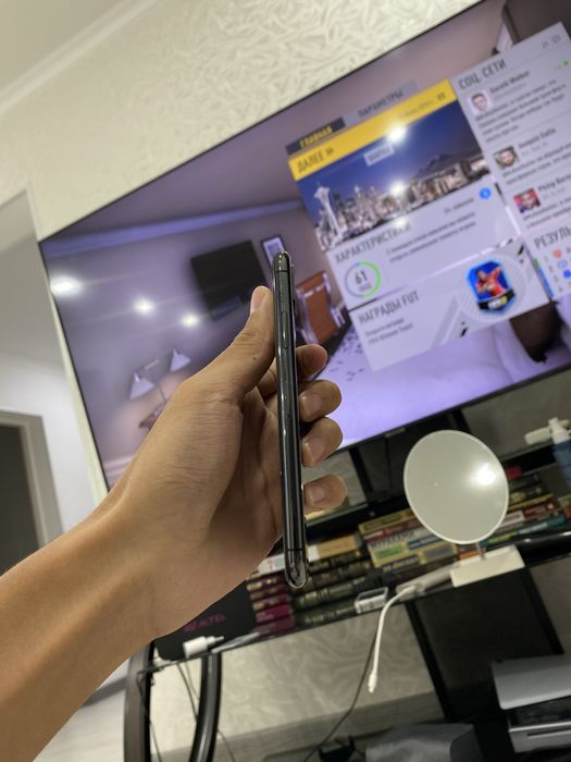 Продам IPhone x 64 гб